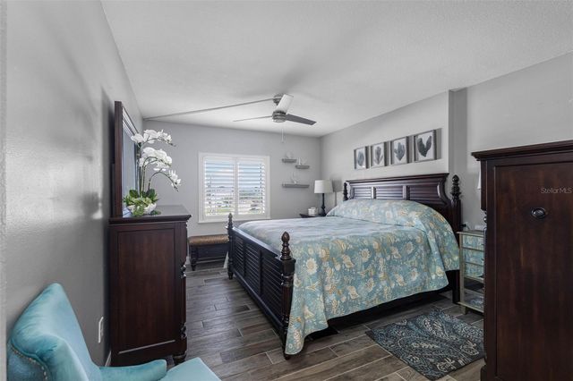 17400 GULF BOULEVARD I3, Redington Shores, FL 33708