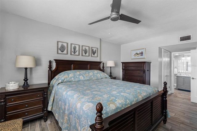 17400 GULF BOULEVARD I3, Redington Shores, FL 33708