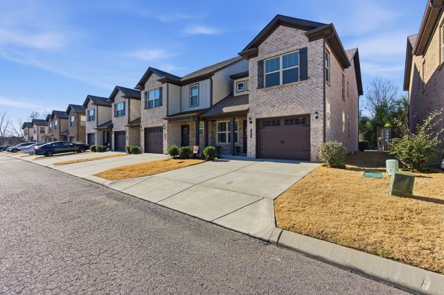 140 Rising Pvt Ln, Gallatin, TN 37066