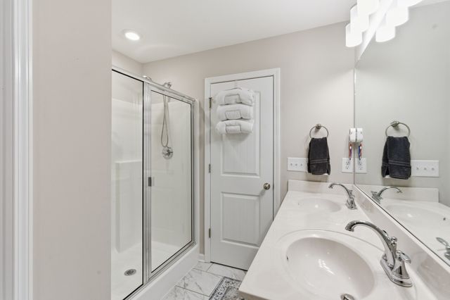 140 Rising Pvt Ln, Gallatin, TN 37066