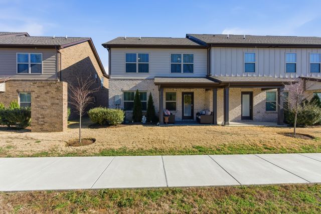 140 Rising Pvt Ln, Gallatin, TN 37066