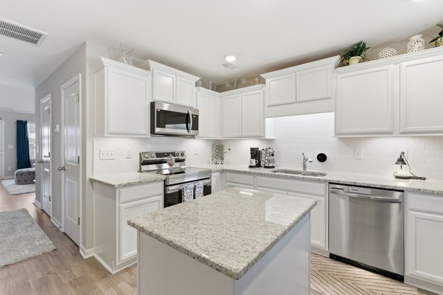 140 Rising Pvt Ln, Gallatin, TN 37066