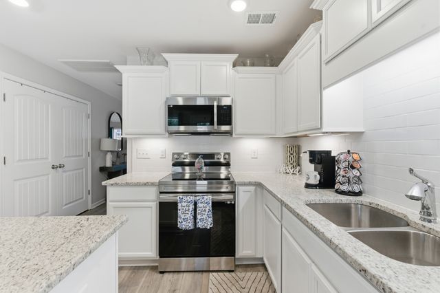 140 Rising Pvt Ln, Gallatin, TN 37066