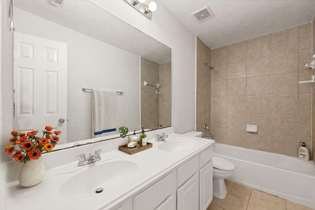 5119 Silver Oak Drive, Pasadena, TX 77505
