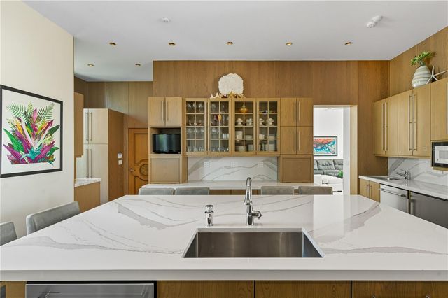 3315 BAY SHORE ROAD, Sarasota, FL 34234