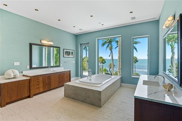 3315 BAY SHORE ROAD, Sarasota, FL 34234