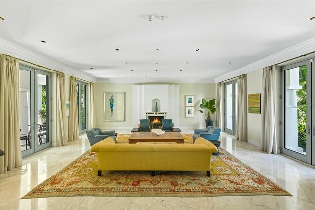 3315 BAY SHORE ROAD, Sarasota, FL 34234