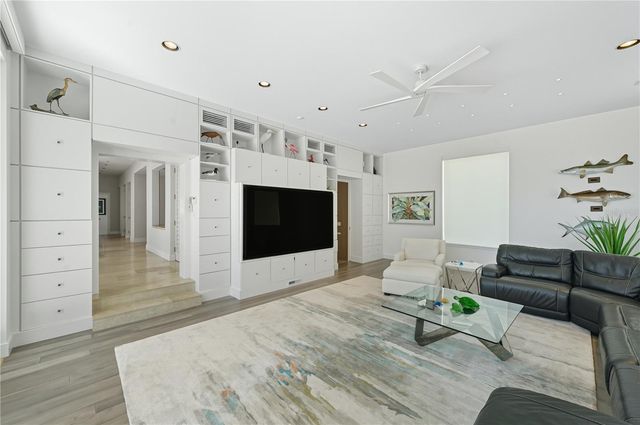 3315 BAY SHORE ROAD, Sarasota, FL 34234