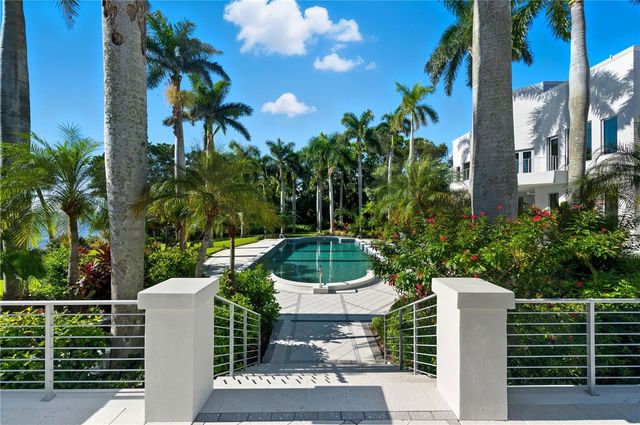 3315 BAY SHORE ROAD, Sarasota, FL 34234