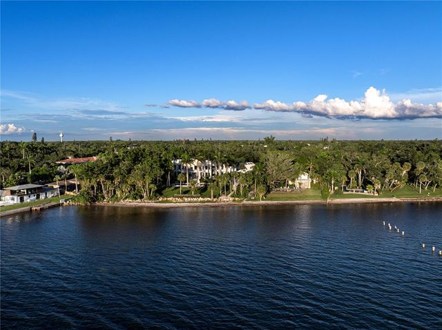 3315 BAY SHORE ROAD, Sarasota, FL 34234