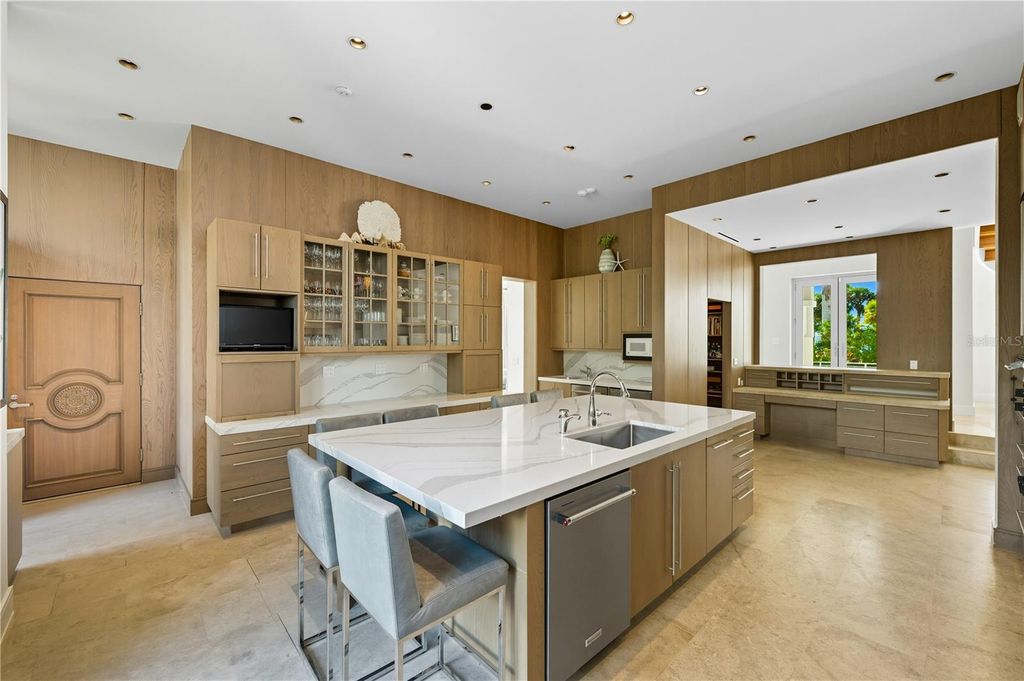 3315 BAY SHORE ROAD, SARASOTA, FL 34234 — photo 4