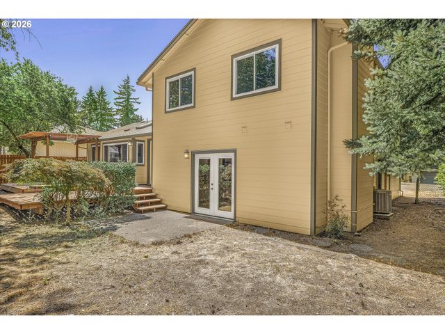 21888 Sw DAKOTA Dr, Tualatin, OR 97062