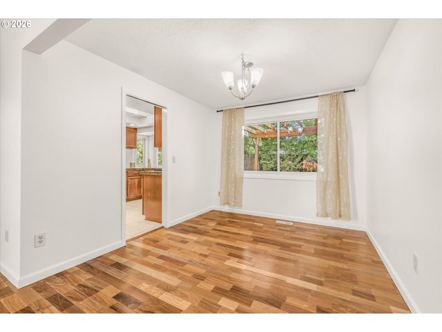 21888 Sw DAKOTA Dr, Tualatin, OR 97062