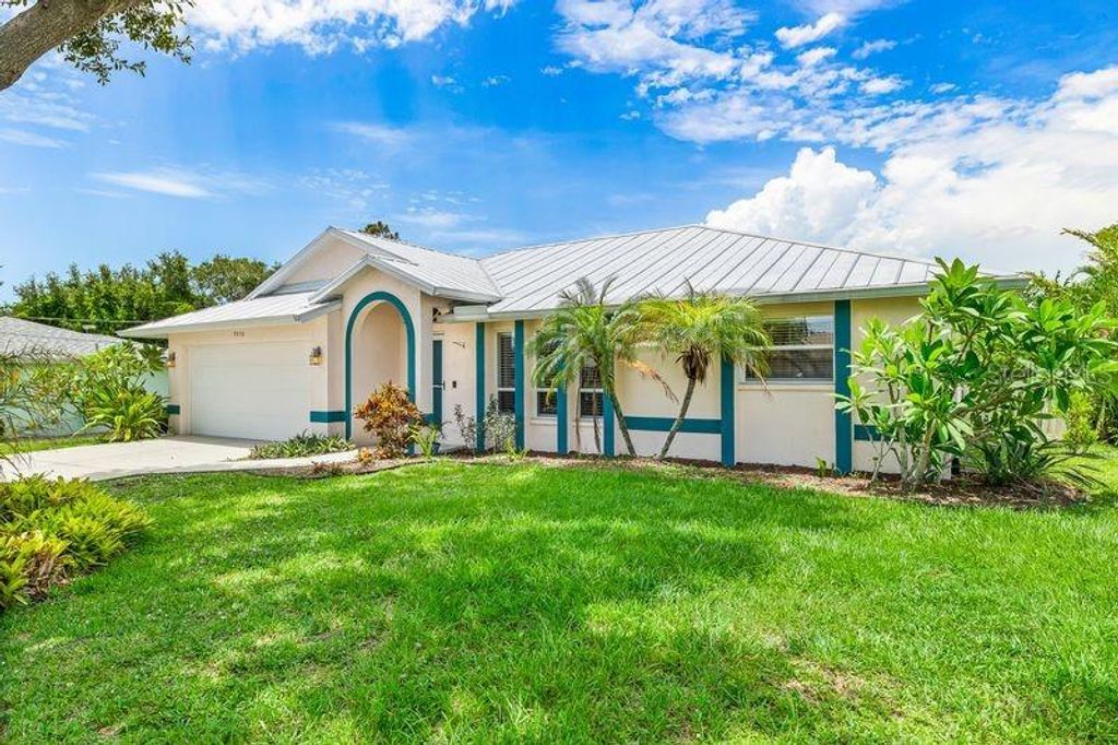 9058 APPLE VALLEY AVENUE, Englewood, FL 34224