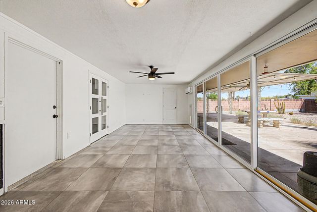 1521 W CAMPBELL Avenue, Phoenix, AZ 85015