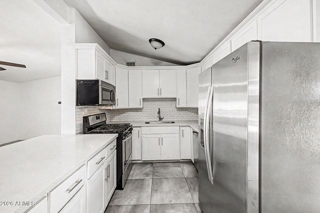 1521 W CAMPBELL Avenue, Phoenix, AZ 85015
