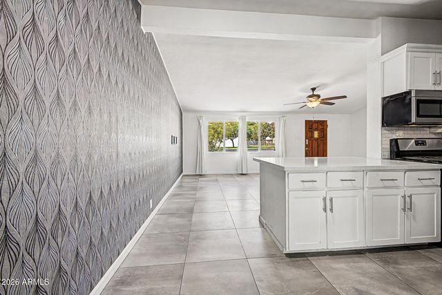 1521 W CAMPBELL Avenue, Phoenix, AZ 85015