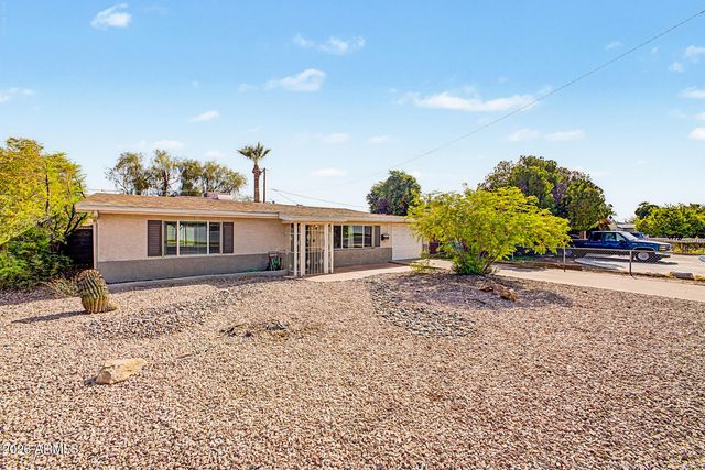 1521 W CAMPBELL Avenue, Phoenix, AZ 85015