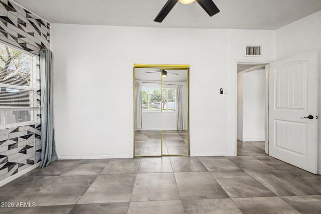 1521 W CAMPBELL Avenue, Phoenix, AZ 85015