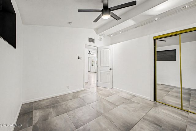 1521 W CAMPBELL Avenue, Phoenix, AZ 85015