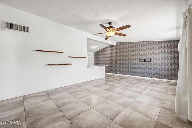 1521 W CAMPBELL Avenue, Phoenix, AZ 85015