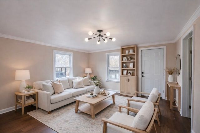 218 Locust St, Clarksville, TN 37042