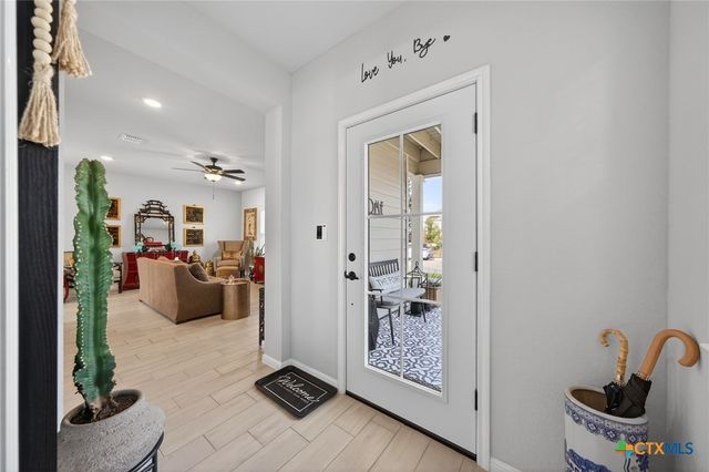 129 Tortoise Trail, San Marcos, TX 78666