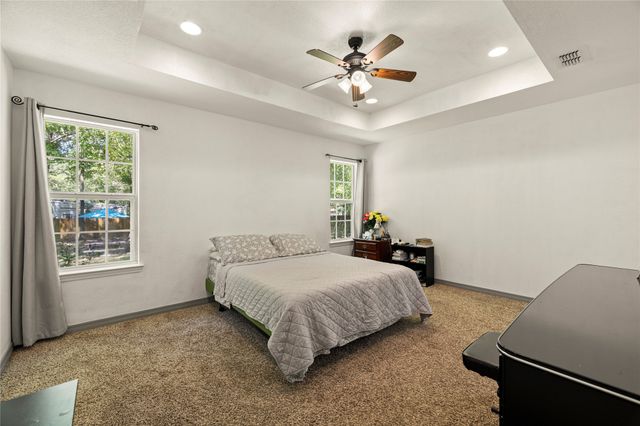 209 Morningstar Drive, Longview, TX 75605