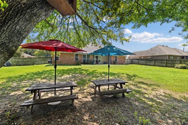209 Morningstar Drive, Longview, TX 75605