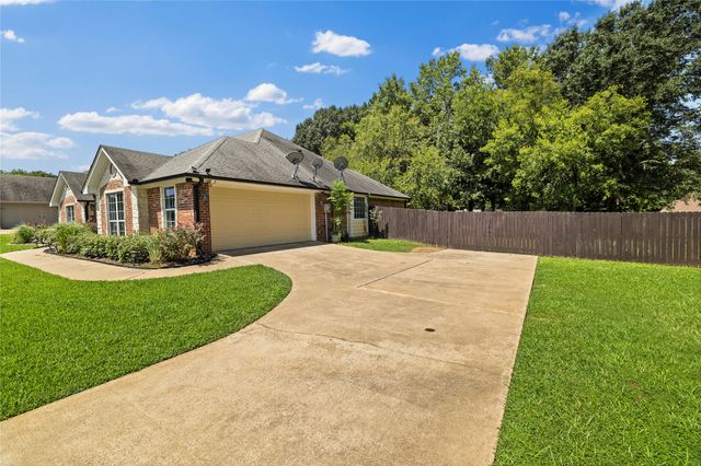 209 Morningstar Drive, Longview, TX 75605
