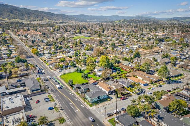 7001 Eigleberry Street, Gilroy, CA 95020