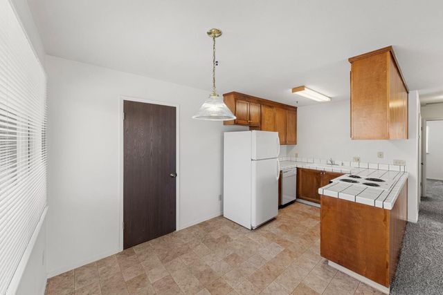 7001 Eigleberry Street, Gilroy, CA 95020