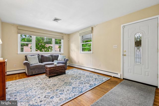 11211 VALLEY VIEW AVE, Kensington, MD 20895