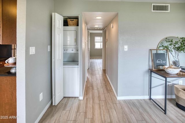 3402 N 32ND Street 102, Phoenix, AZ 85018