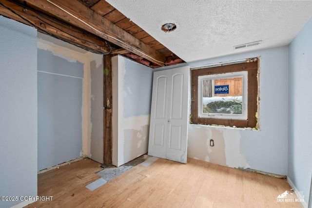 4618 Klondike Court, Anchorage, AK 99508