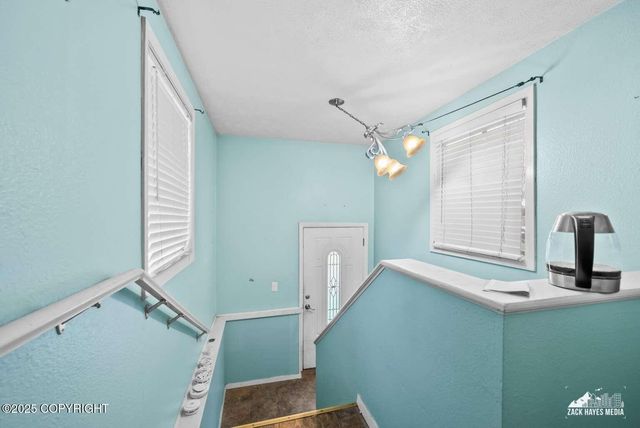 4618 Klondike Court, Anchorage, AK 99508