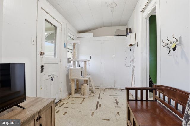 160 E BERLIN RD, York, PA 17408