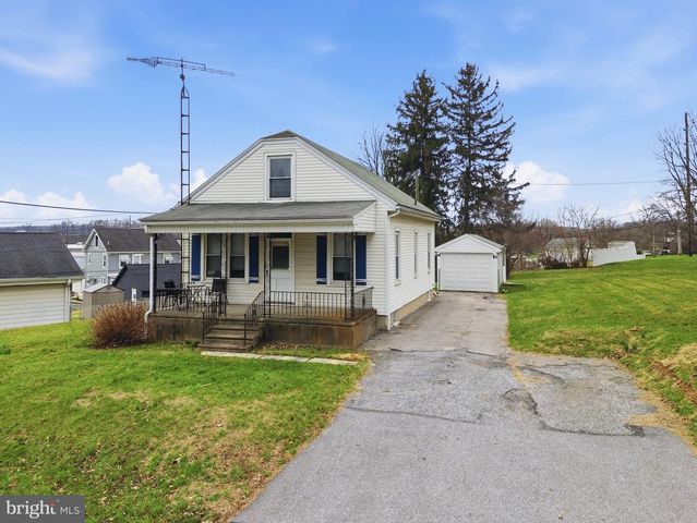 160 E BERLIN RD, York, PA 17408