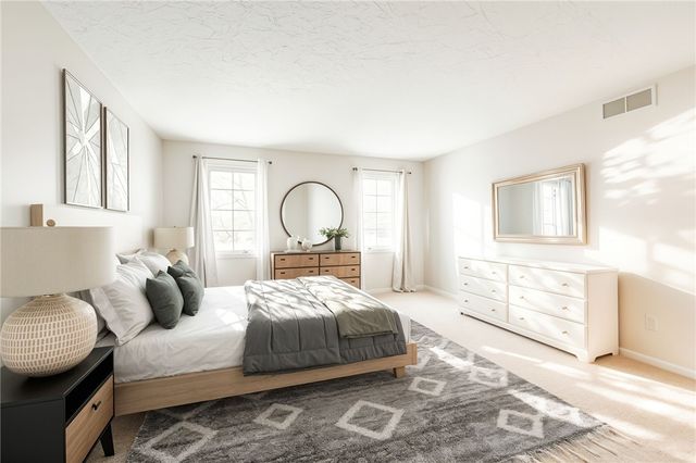 1 Chenin Run, Perinton, NY 14450