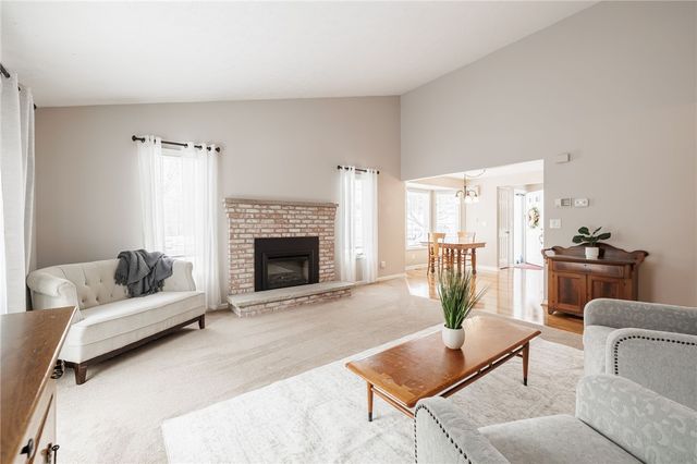 1 Chenin Run, Perinton, NY 14450