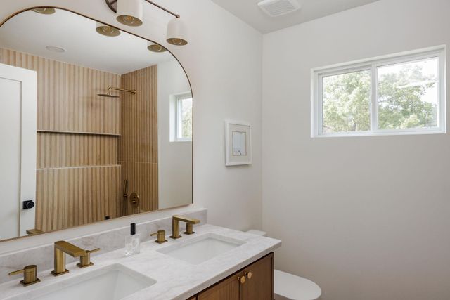8708 Collingwood DR, Austin, TX 78748