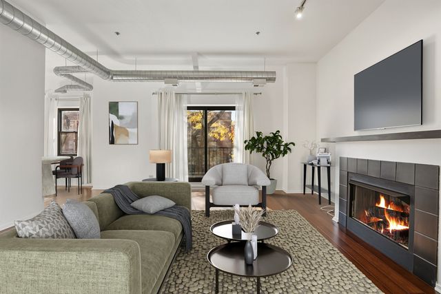 1000 E 53rd Street 219, Chicago, IL 60615