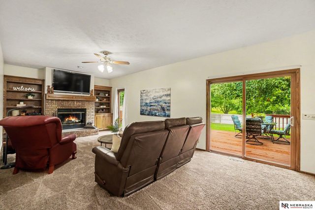 4816 S 167 Street, Omaha, NE 68135