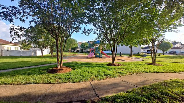 11734 Chanteloup Drive, Houston, TX 77047