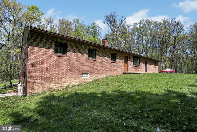 680 LYNES RD, Dillsburg, PA 17019