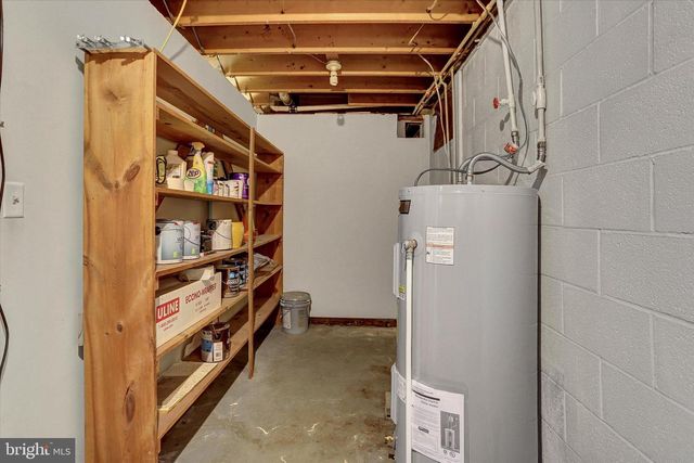 680 LYNES RD, Dillsburg, PA 17019