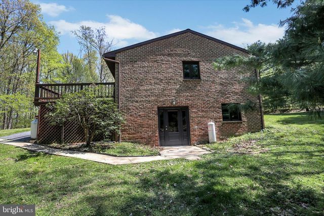 680 LYNES RD, Dillsburg, PA 17019