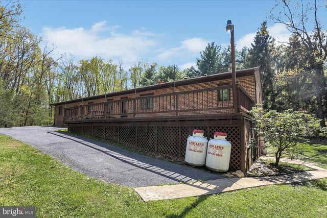 680 LYNES RD, Dillsburg, PA 17019