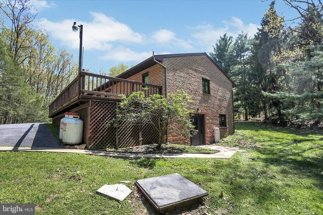 680 LYNES RD, Dillsburg, PA 17019