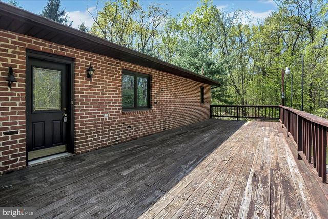 680 LYNES RD, Dillsburg, PA 17019
